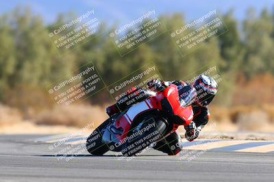 media/Jan-08-2022-SoCal Trackdays (Sat) [[1ec2777125]]/Turn 7 (1035am)/